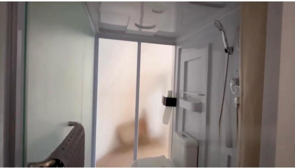투르다 Caravans Park & Glamping Tents In The Vineyard 빌라 외부 사진
